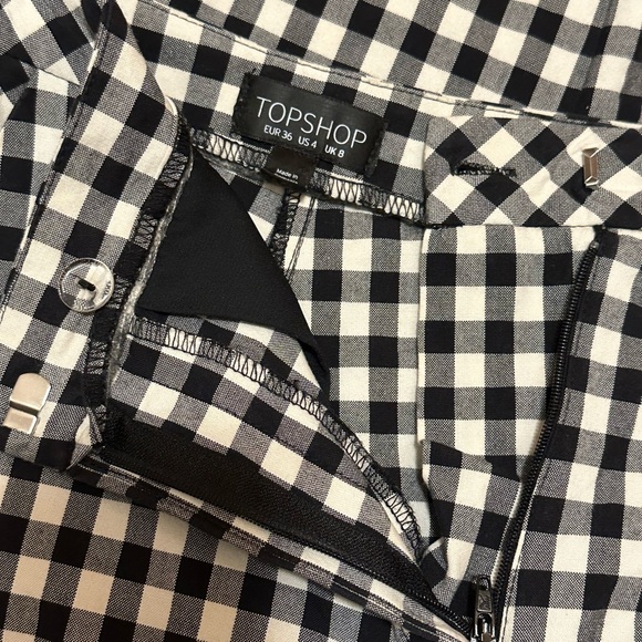 Topshop Black and White Gingham Pant Size 4 Ruffled Hem - Picture 3 of 7